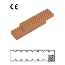 Rutschfeste Holz-Kunststoff-Verbunddecke